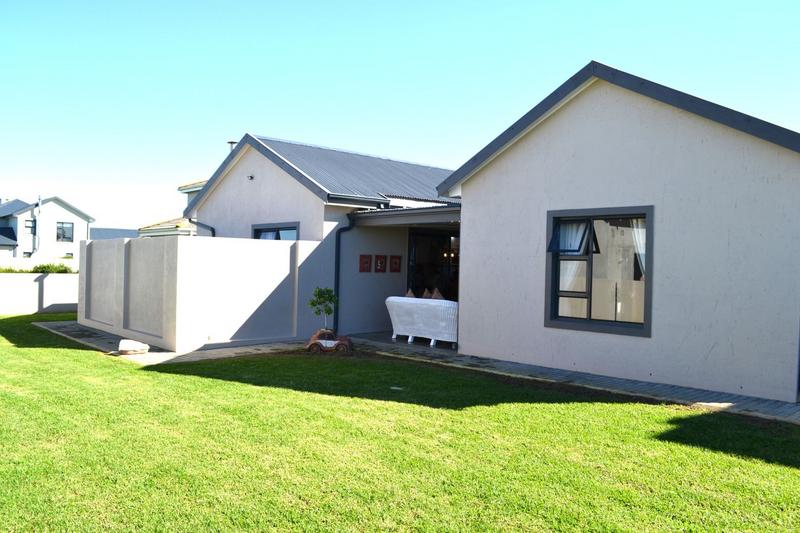 3 Bedroom Property for Sale in Le Grand Golf Estate Western Cape